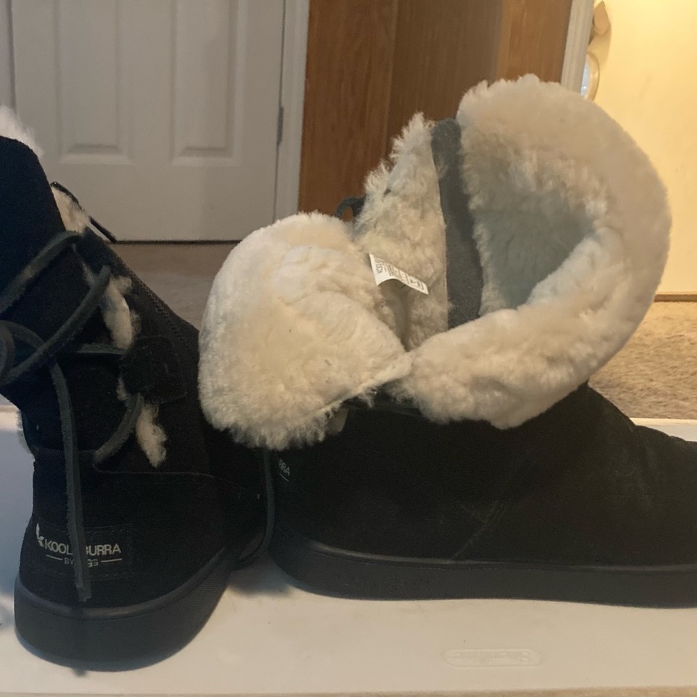 Koolaburra Black Boots with Plush White Lining